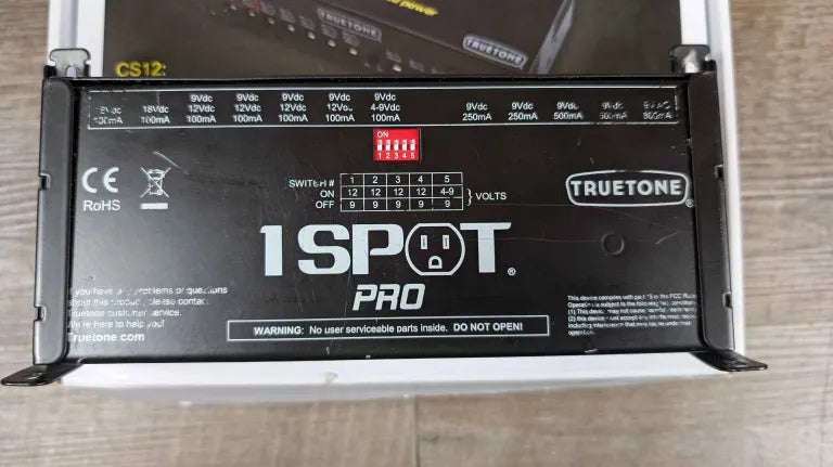 TrueTone CS12 Pure Isolated Power Brick - 12 outputs, 5 voltage options - Used