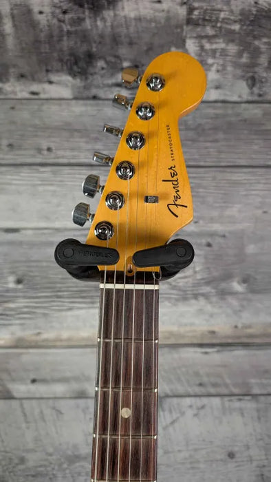 Fender american Ultra Strat w/Hardshell Case, Arctic Pearl - Used
