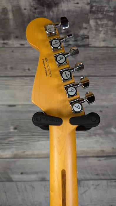 Fender american Ultra Strat w/Hardshell Case, Arctic Pearl - Used