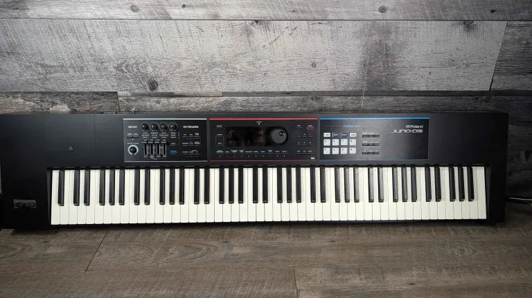 Roland Juno-DS88 88-Key Synthesizer w/Sustain Pedal DP-10 Used