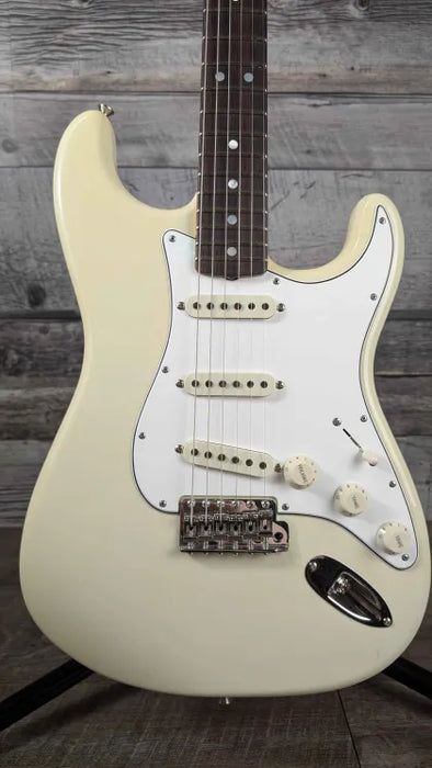 Fender Custom Shop 1966 Stratocaster DLX Closet Classic, Super Aged Olympic White