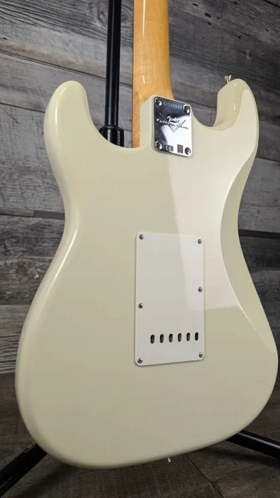 Fender Custom Shop 1966 Stratocaster DLX Closet Classic, Super Aged Olympic White