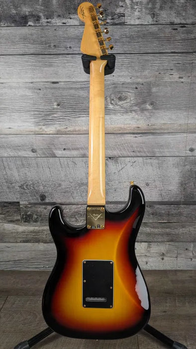 Fender Custom Shop Stevie Ray Vaughan Signature Stratocaster NOS, Rosewood Fingerboard, 3-Color Sunburst