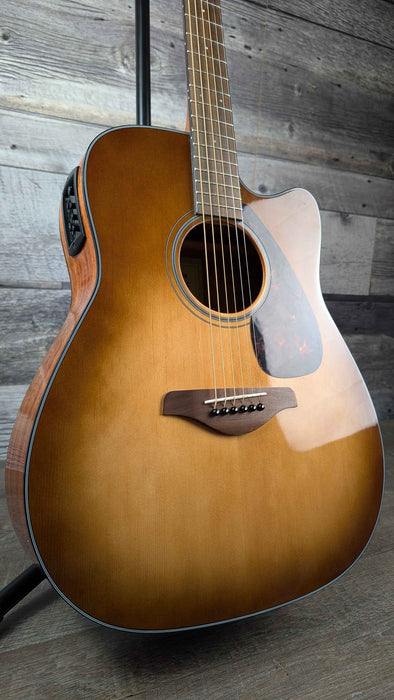 Yamaha FGX800C w//Hardshell Case, Sand Burst - Used