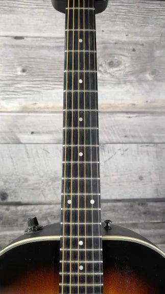 Ovation Balladeer 1611 w/hardshell case, Sunburst - Used