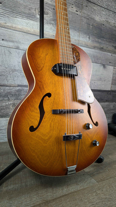 Godin 5th Avenue Kinpin P90, Cognac Burst - Used