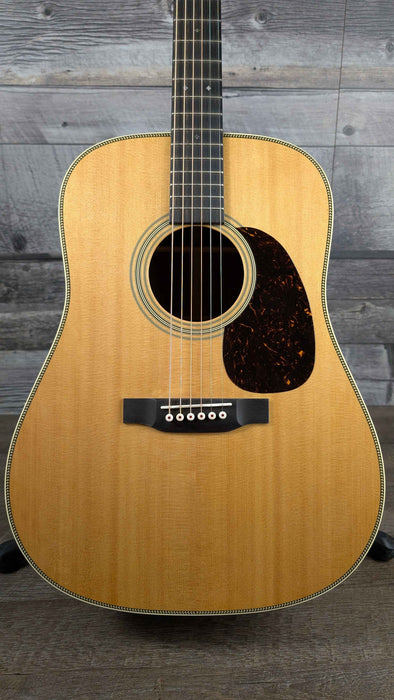 Martin Acoustic Guitar, HD-28 w/Molded Hardshell Case - Demo