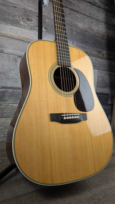 Martin Acoustic Guitar, HD-28 w/Molded Hardshell Case - Demo
