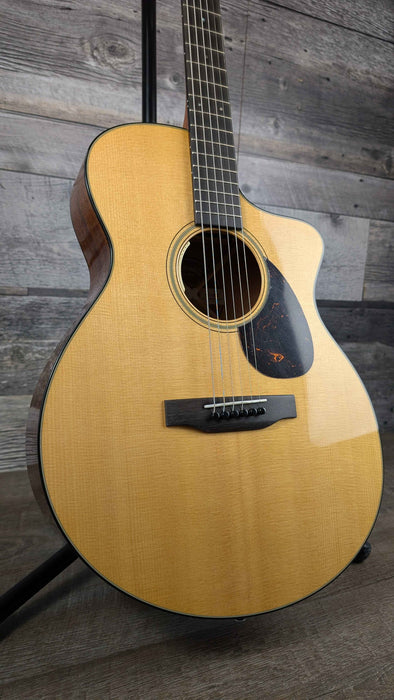 Martin Acoustic Guitar, SC-18E w/LR Baggs w/Molded Hardshell Case - Demo