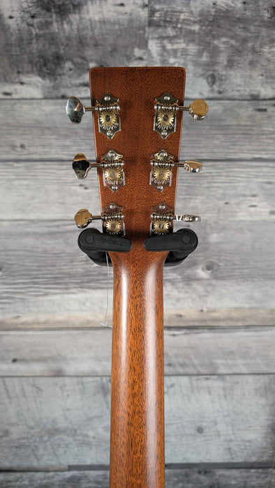 Martin Acoustic Guitar, SC-18E w/LR Baggs w/Molded Hardshell Case - Demo