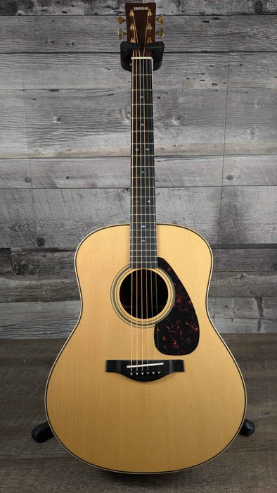 Yamaha LL26AREII Acoustic Guitar w/Hardcase - Demo