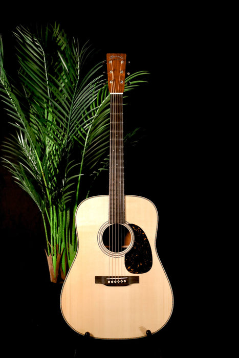 Martin Custom Shop D-14F Quilted Bubinga/Spruce w/Hardshell Case