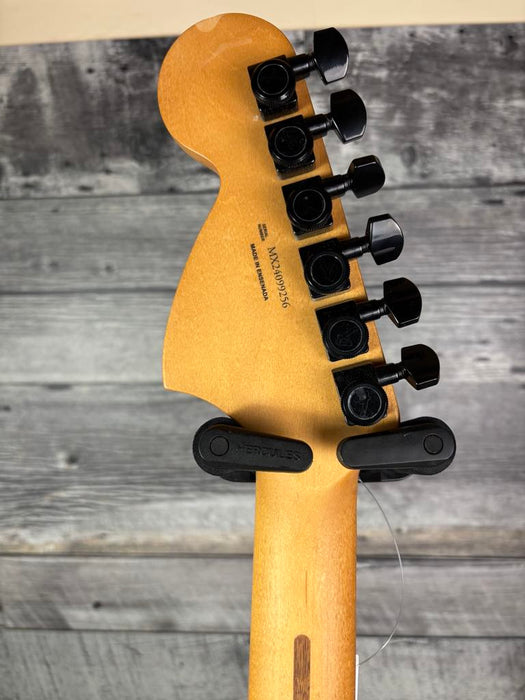 Fender Limited Edition Player Plus Stratocaster HSS HT, Ebony Fingerboard, Arctic White B-STOCK