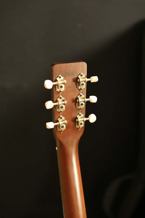 A&L Legacy CW Left Bourbon Burst Presys II w/case, strap  - Used