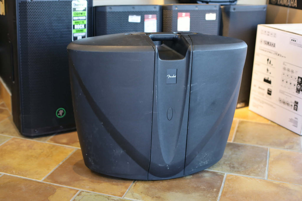 Fender Passport VENUE 600 Watt Portable Speakers - Used