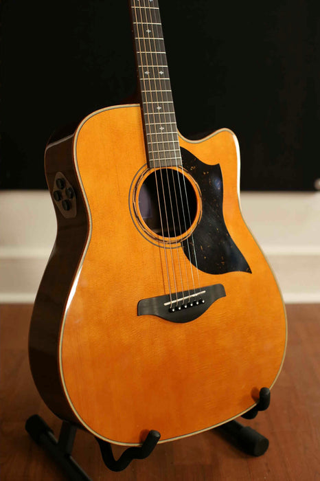Yamaha A5R ARE Spruce/Rosewood Acoustic/Electric w/case - Demo