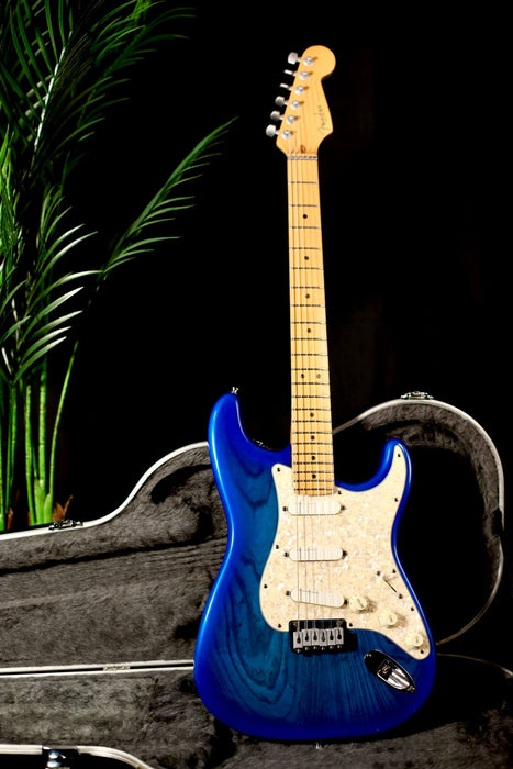 Fender Stratocaster Plus Deluxe Blue Burst W/Case - Used
