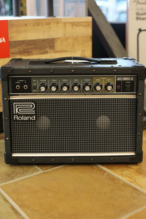 Roland JC-22 Jazz Chorus Guitar Amplifier - Used