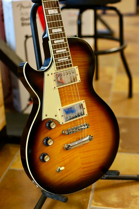 Reverend Roundhouse Left-Handed, Sunburst - Used