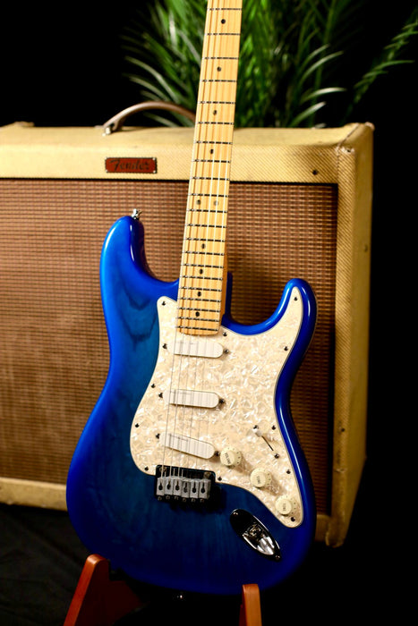 Fender Stratocaster Plus Deluxe Blue Burst W/Case - Used