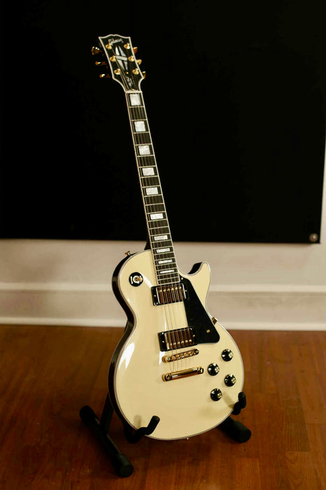 Gibson '70s Les Paul Custom Electric Guitar - Buttercream Top