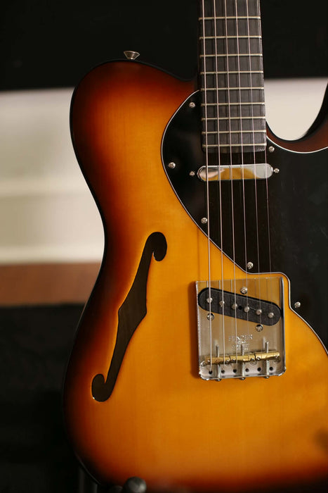 Fender Limited Edition Suona Telecaster Thinline, touche en ébène - Violin Burst - Démo