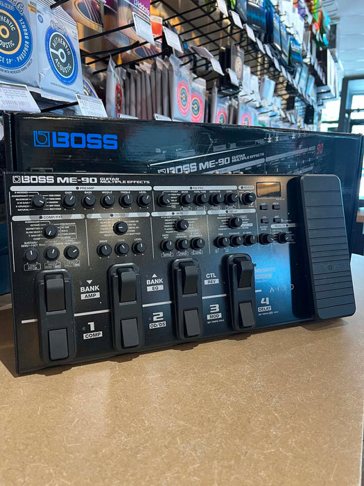 Boss ME-90 Guitar Multi-Effects Processor  - Used