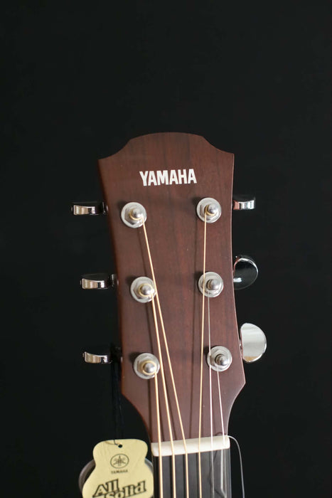 Yamaha A3M Acoustic-Electric Guitar, Dreadnought, SRT2 Pickup, Vintage Natural - Demo