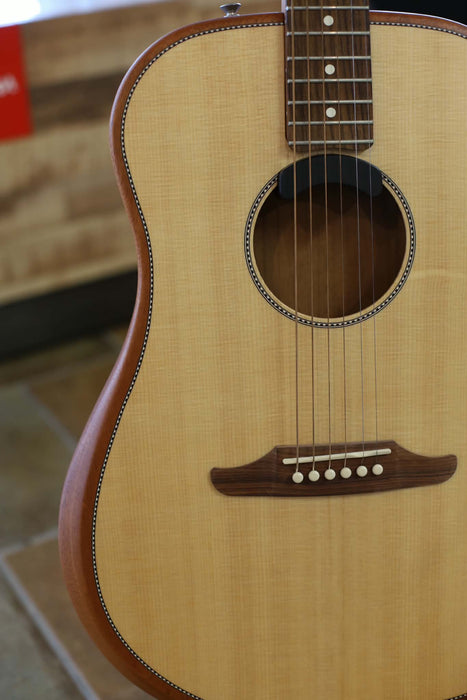 Fender Highway Series Dreadnought, Rosewood Fingerboard, Natural - Demo
