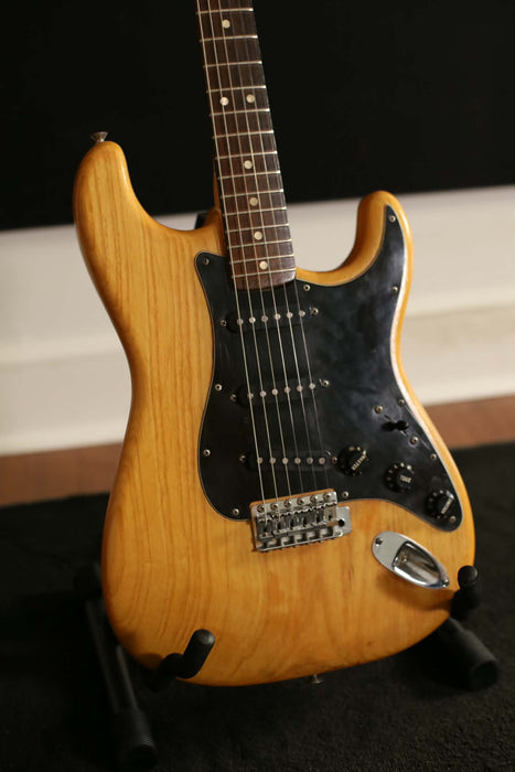 Fender Stratocaster 1976 w/Hardshell Case, Natural - Used