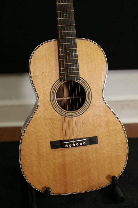 Martin Acoustic Guitar, 0012-28 Modern Deluxe w/Hardshell Case - Demo