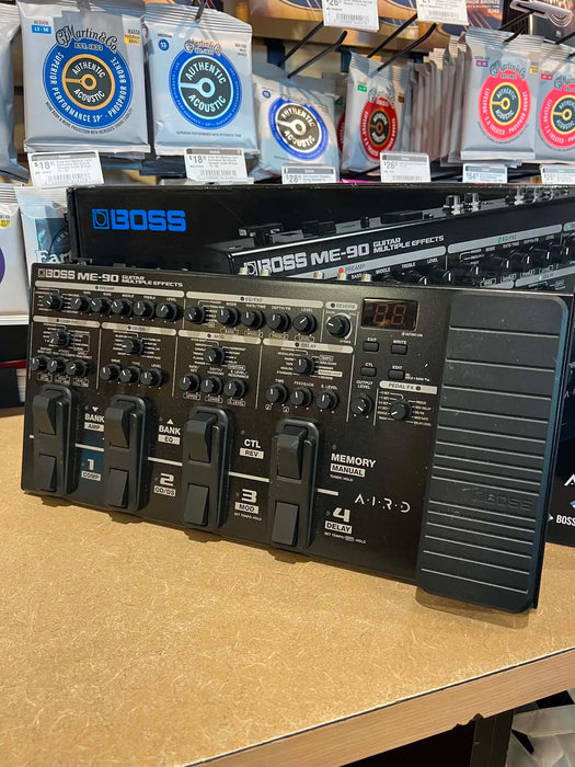 Boss ME-90 Guitar Multi-Effects Processor  - Used