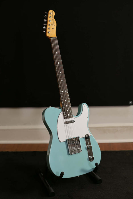 Fender Custom Shop 1968 Telecaster Closet Classic, Super Aged Daphne Blue
