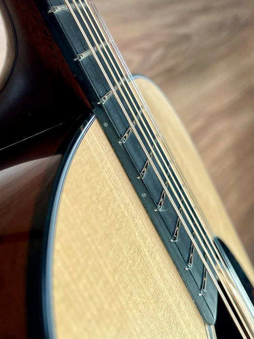 Martin D-18 Authentic 1939 Acoustic Guitar w/case - B-Stock