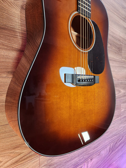 Martin D-18 Acoustic Guitar – Ambertone