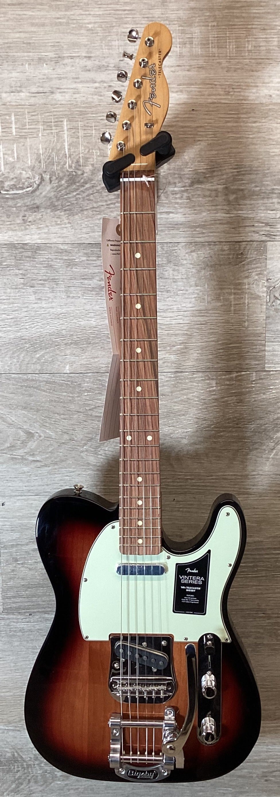 Fender Vintera '60s Telecaster Bigsby, Pao Ferro Fingerboard - 3