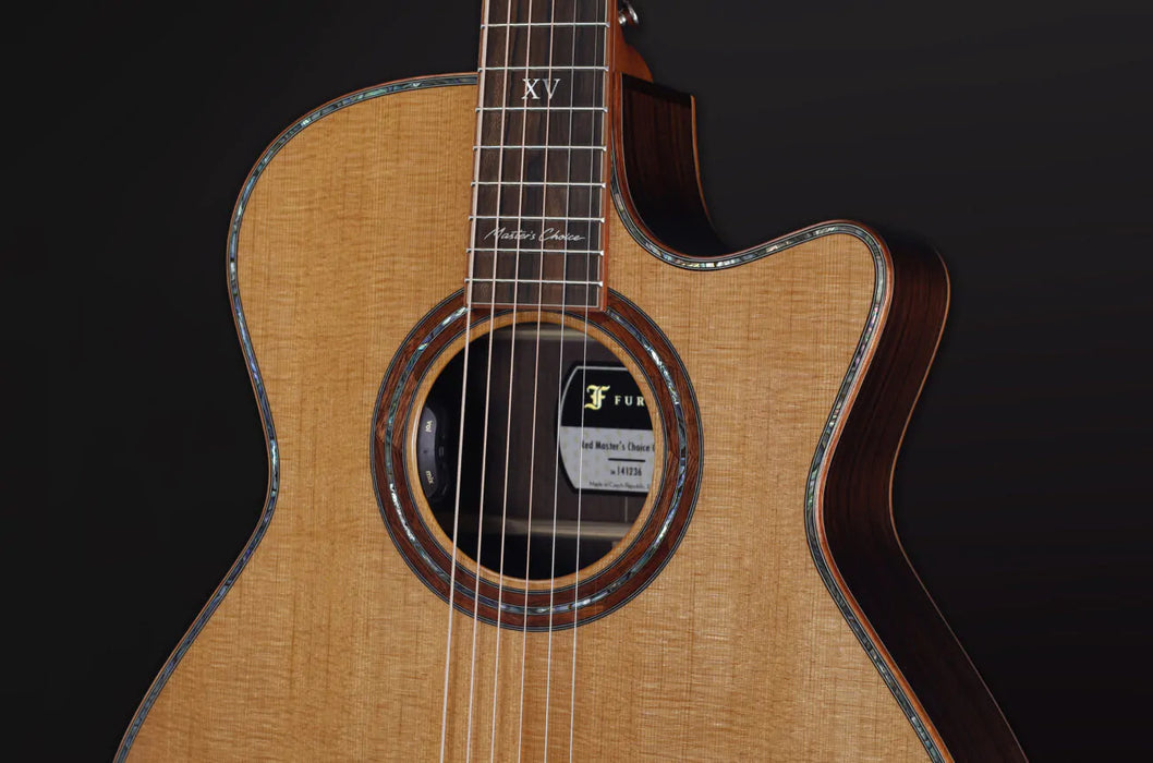 Furch Red GC-TR a Grand Auditorium (Cutaway) Acoustic Guitar w/Hardshell Case