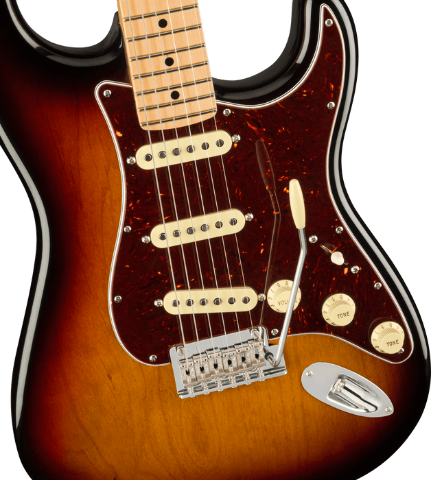 Fender American Professional II Stratocaster, Maple Fingerboard - 3-Color Sunburst