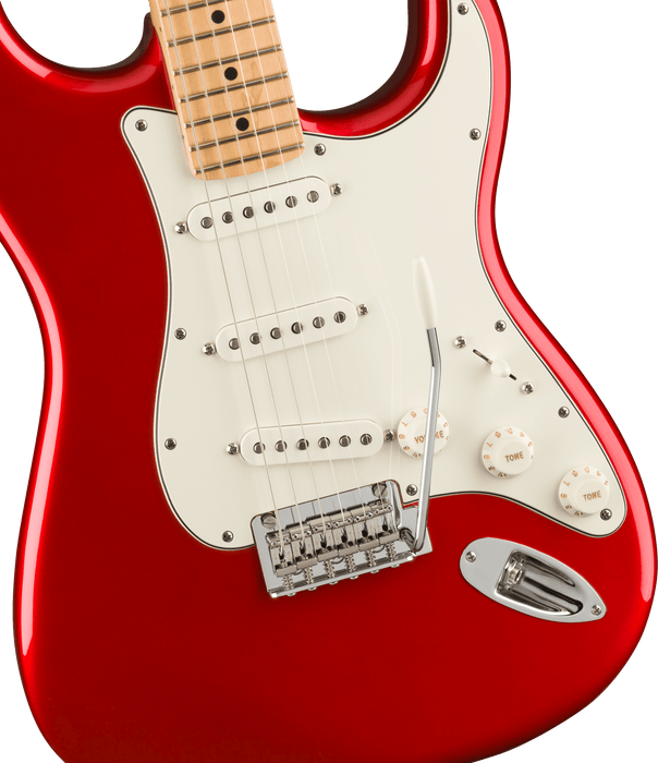 Fender Player Stratocaster, Maple Fingerboard - Candy Apple Red